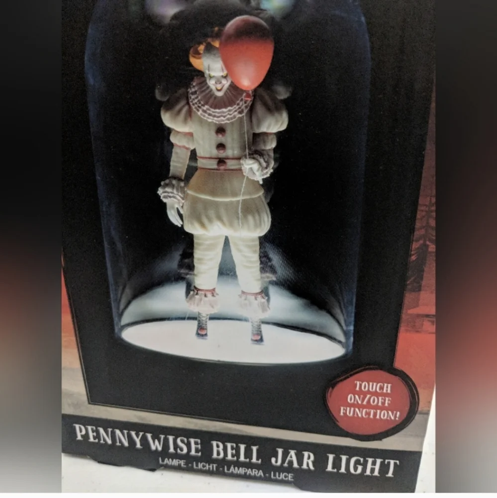 Halloween Horror Creepy Clown Collectibles Pennywise LED Cloche Light Up Decor